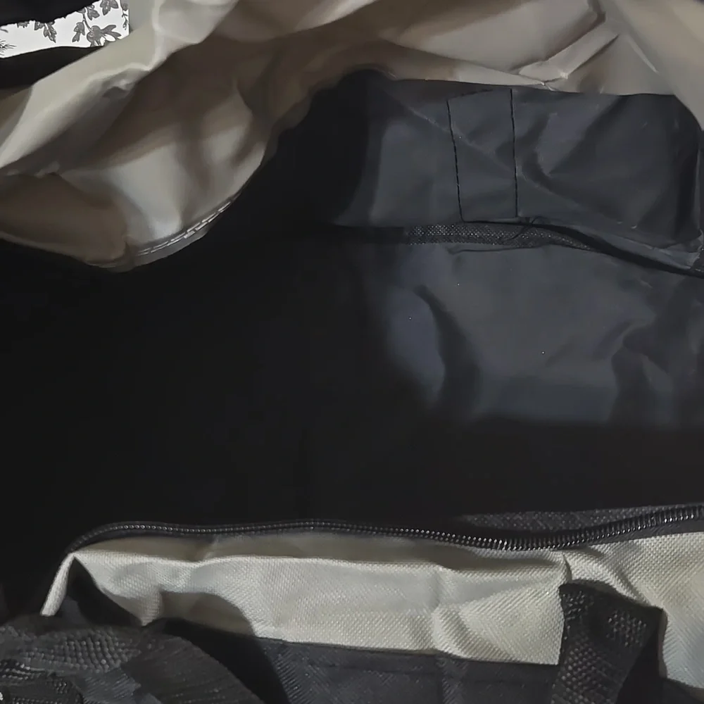 Gray and Black Duffel Bag O18